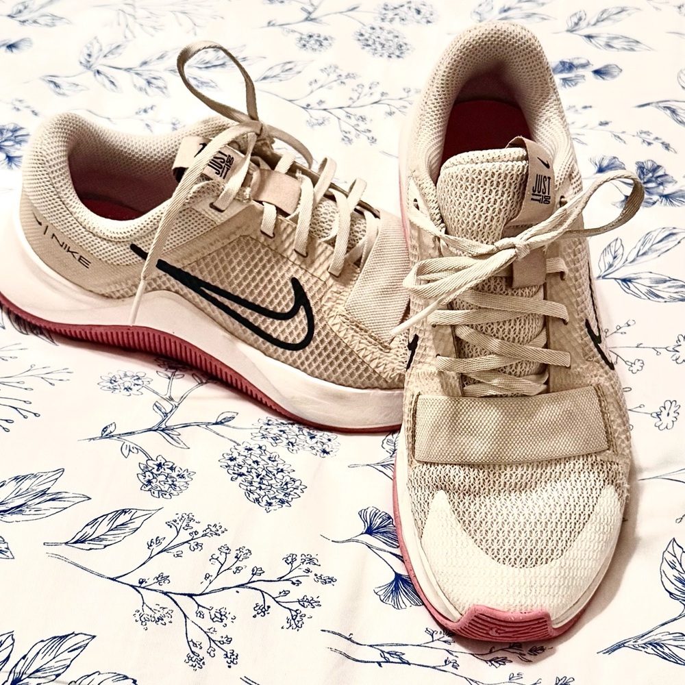 Nike MC Trainer2 Women's Beige and Pink Athletic Shoes